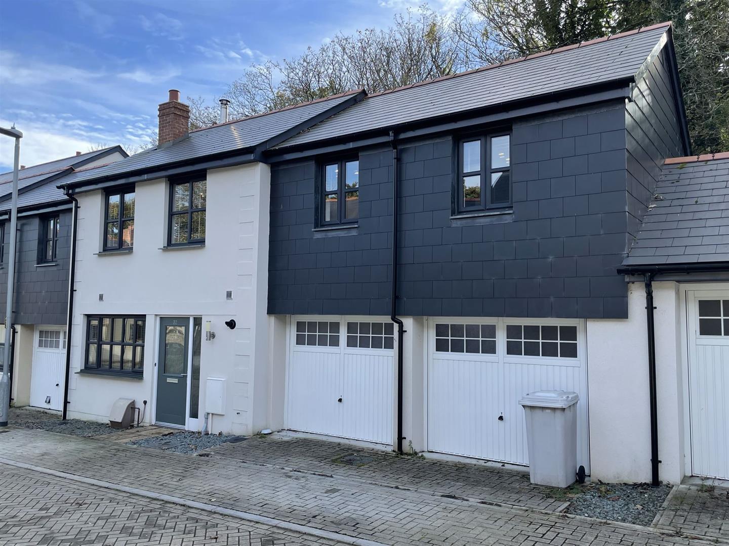 3 bed property in College Green, Penryn